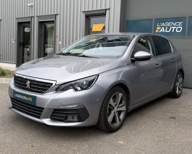 Peugeot 308 Allure - 131ch – DISTRIBUTION NEUVE  - Véhicule sous garantie - Très bon état