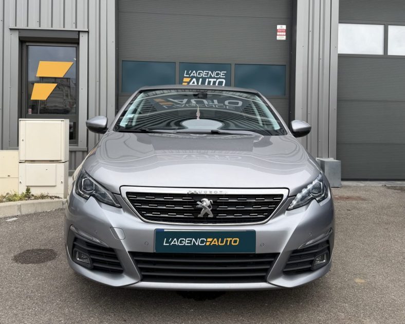 Peugeot 308 Allure - 131ch – DISTRIBUTION NEUVE  - Véhicule sous garantie - Très bon état