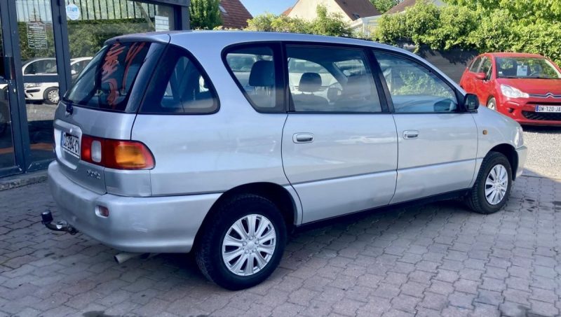TOYOTA PICNIC 2.0L i 130cv Base / Révisée&Garantie