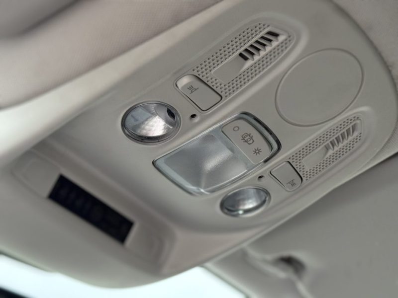 CITROËN C4 1.6 VTi 120 COLLECTION – PREMIÈRE MAIN – GPS – BLUETOOTH – RÉVISÉE & GARANTIE 6 MOIS