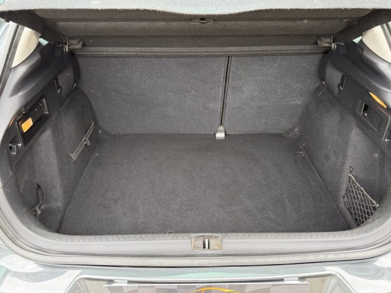CITROËN C4 1.6 VTi 120 COLLECTION – PREMIÈRE MAIN – GPS – BLUETOOTH – RÉVISÉE & GARANTIE 6 MOIS