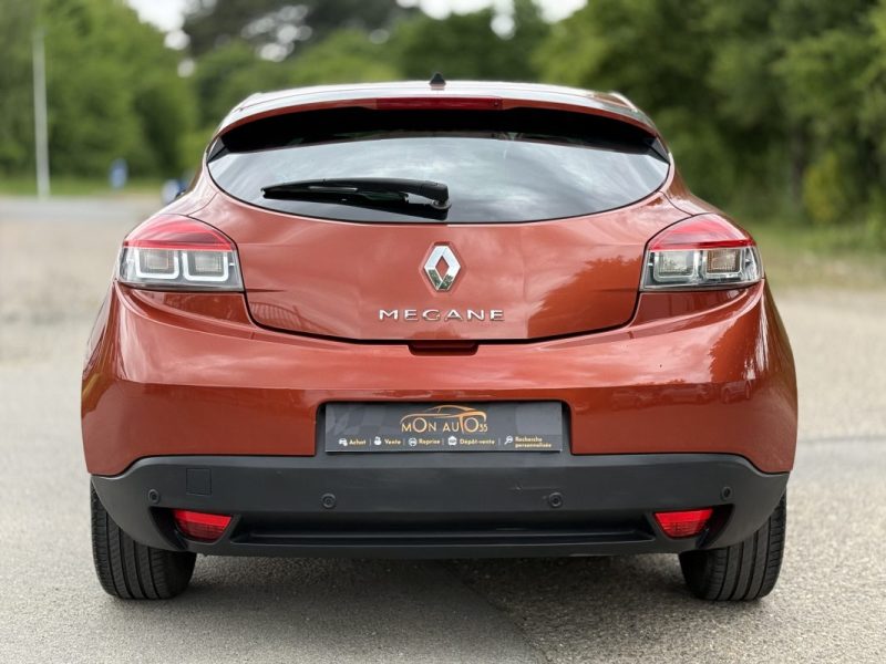 RENAULT MEGANE III 1.5 dCi 110 COLOR EDITION – CLIM – RÉGULATEUR – RÉVISÉE & GARANTIE 6 MOIS
