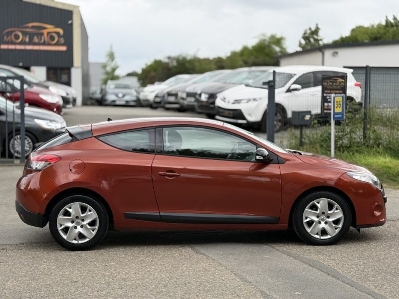 RENAULT MEGANE III 1.5 dCi 110 COLOR EDITION – CLIM – RÉGULATEUR – RÉVISÉE & GARANTIE 6 MOIS