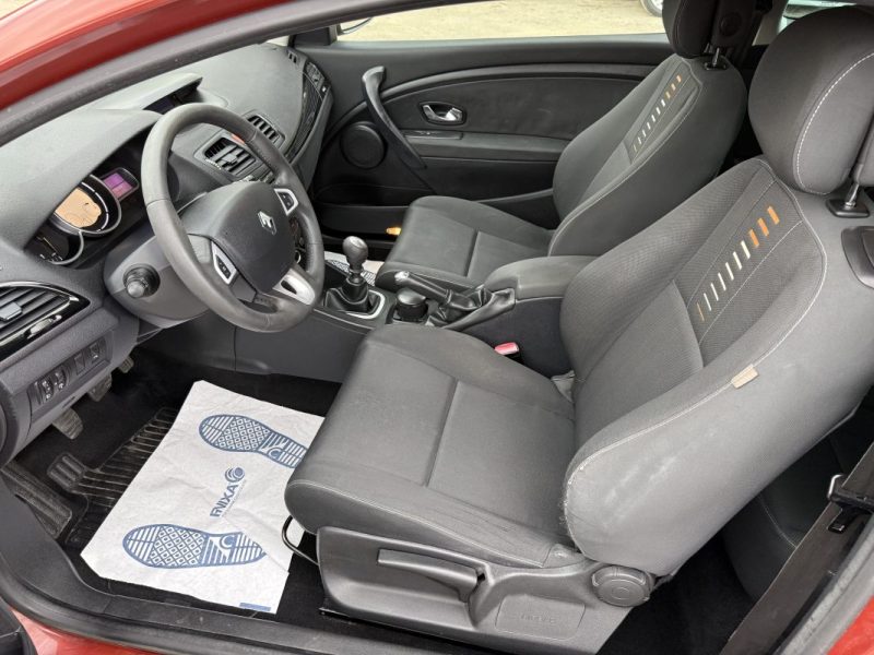 RENAULT MEGANE III 1.5 dCi 110 COLOR EDITION – CLIM – RÉGULATEUR – RÉVISÉE & GARANTIE 6 MOIS