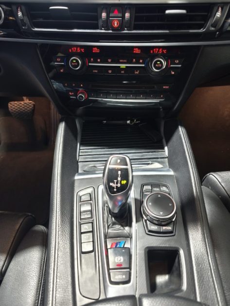 BMW X6 XDRIVE 30D 258 CV PACK M ENTRETIEN A JOUR BOITE AUTOMATIQUE  