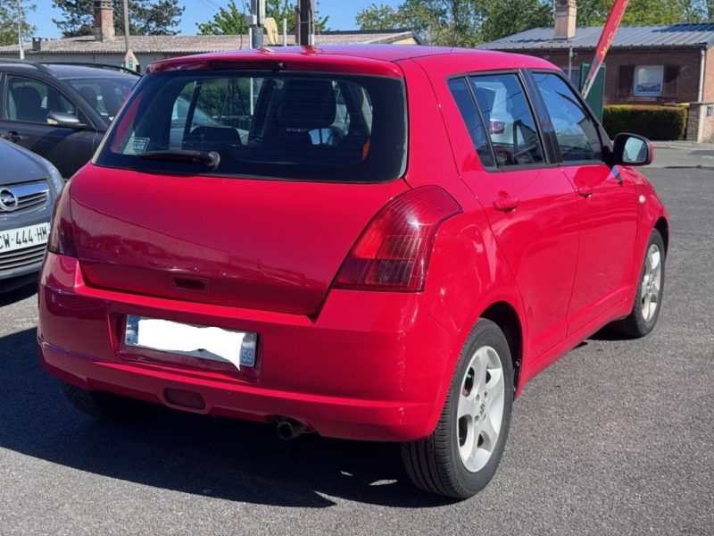 SUZUKI SWIFT  1.3 ddis 70cv distribution par chaine 