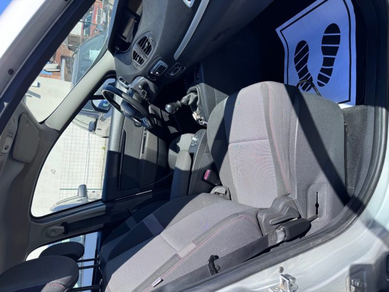 RENAULT MEGANE SCENIC 1.5 DCI 6 CV FISCAUX 110 CV DIN  2015
