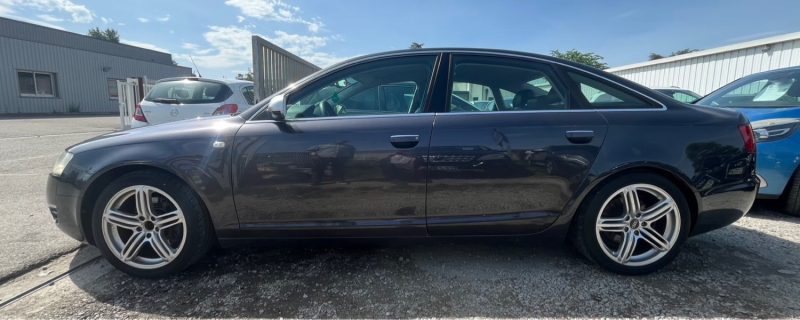 Audi A6 3.2 FSI V6 255 Ch Quattro 