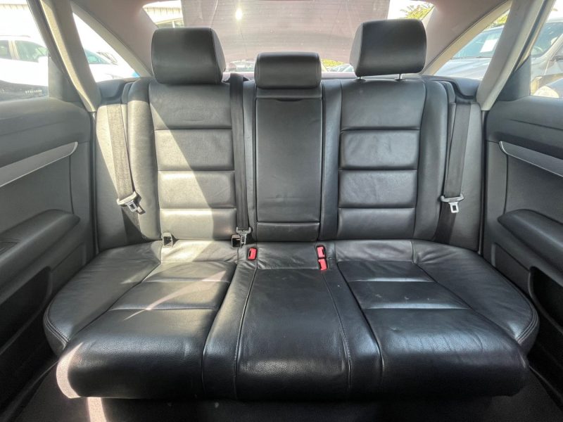 Audi A6 3.2 FSI V6 255 Ch Quattro 