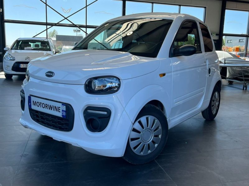 🚗 MICROCAR M.GO INITIAL 0.5l 8 Ch ⚙️ 🪑 Intérieur cuir ❄️ Climatisation 📻 Radio 🛡️ 