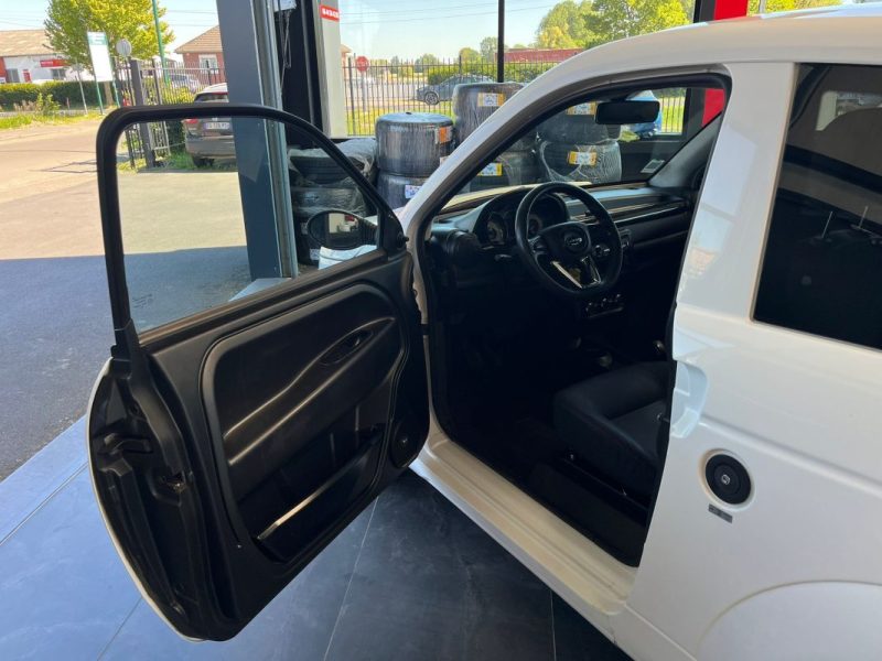 🚗 MICROCAR M.GO INITIAL 0.5l 8 Ch ⚙️ 🪑 Intérieur cuir ❄️ Climatisation 📻 Radio 🛡️ Garantie