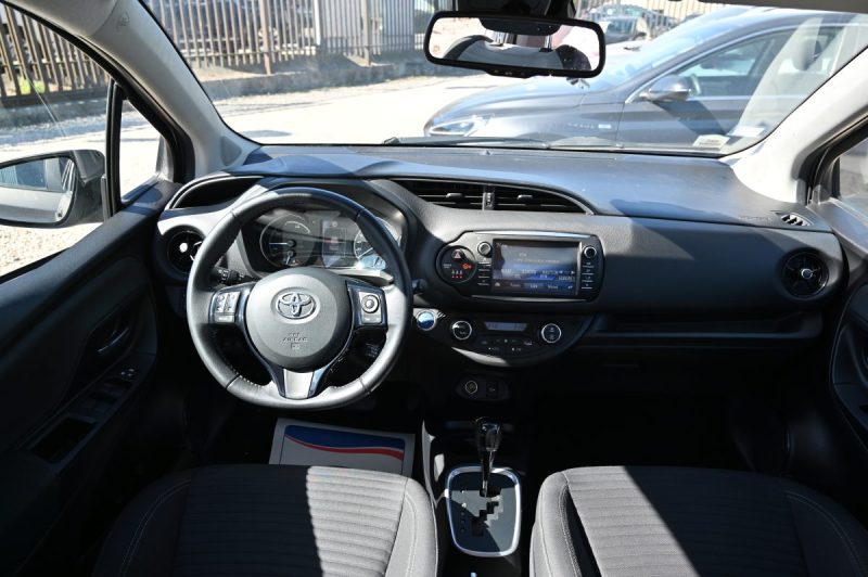 TOYOTA YARIS 100H Dynamic 03/2018
