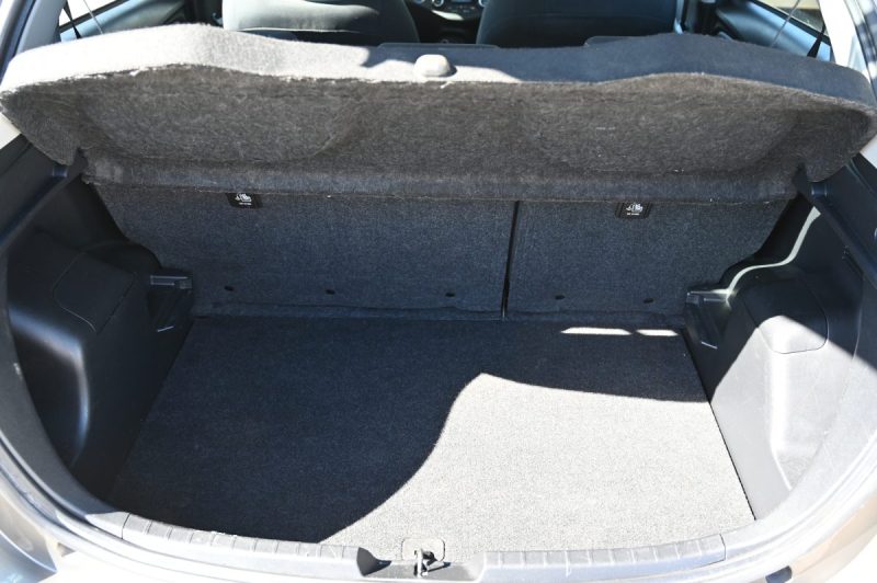TOYOTA YARIS 100H Dynamic 03/2018