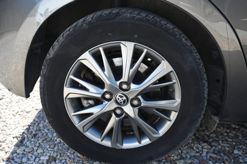 TOYOTA YARIS 100H Dynamic 03/2018