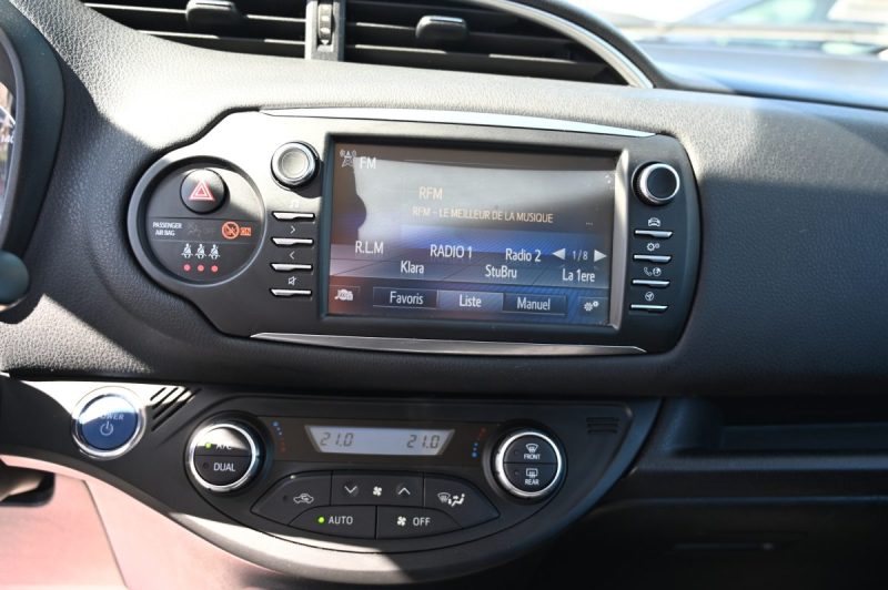TOYOTA YARIS 100H Dynamic 03/2018