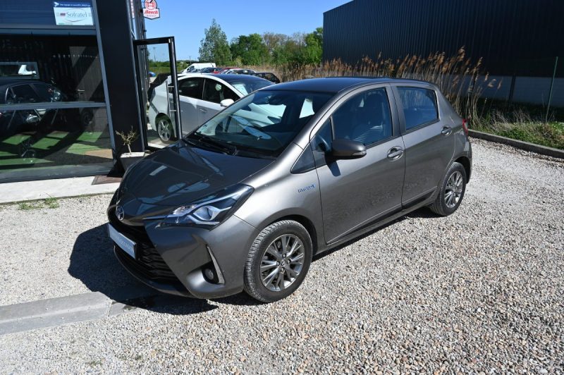 TOYOTA YARIS 100H Dynamic 03/2018