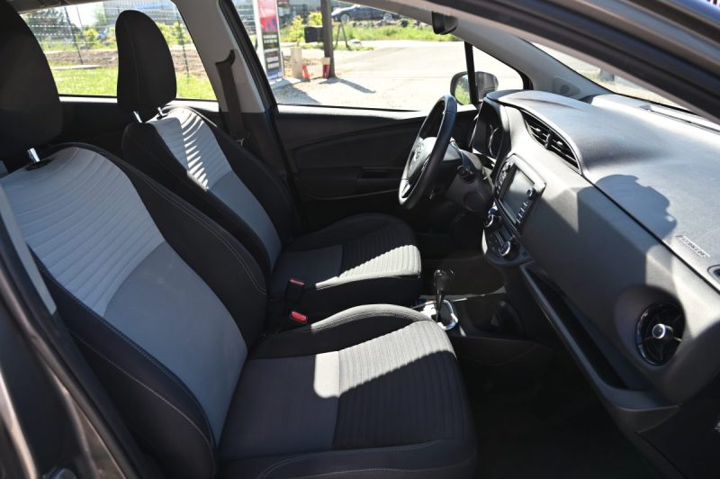 TOYOTA YARIS 100H Dynamic 03/2018