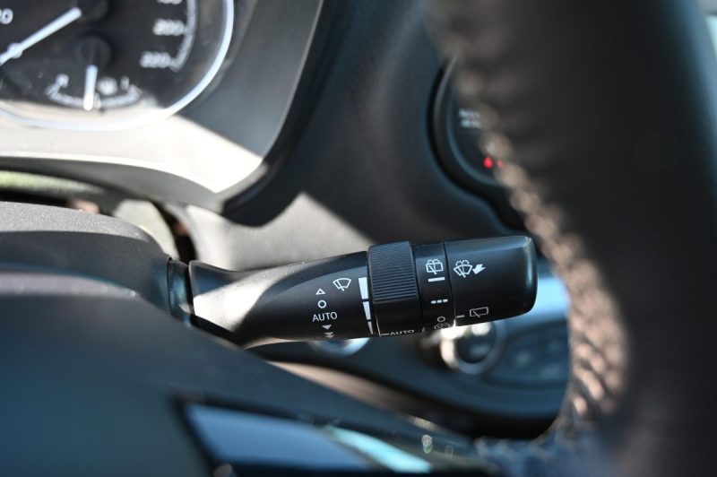 TOYOTA YARIS 100H Dynamic 03/2018