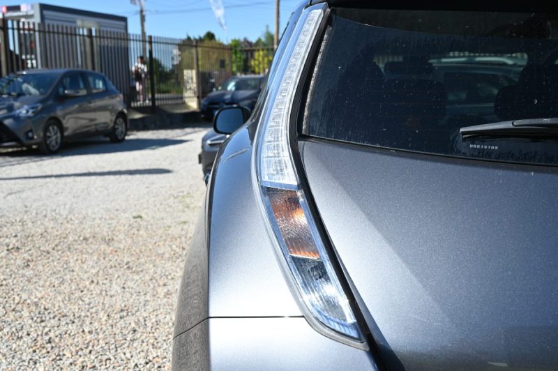 NISSAN LEAF I Ph2 109ch 24kWh Flex Acenta 09/2015