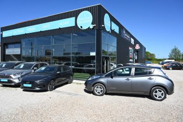 NISSAN LEAF I Ph2 109ch 24kWh Flex Acenta 09/2015