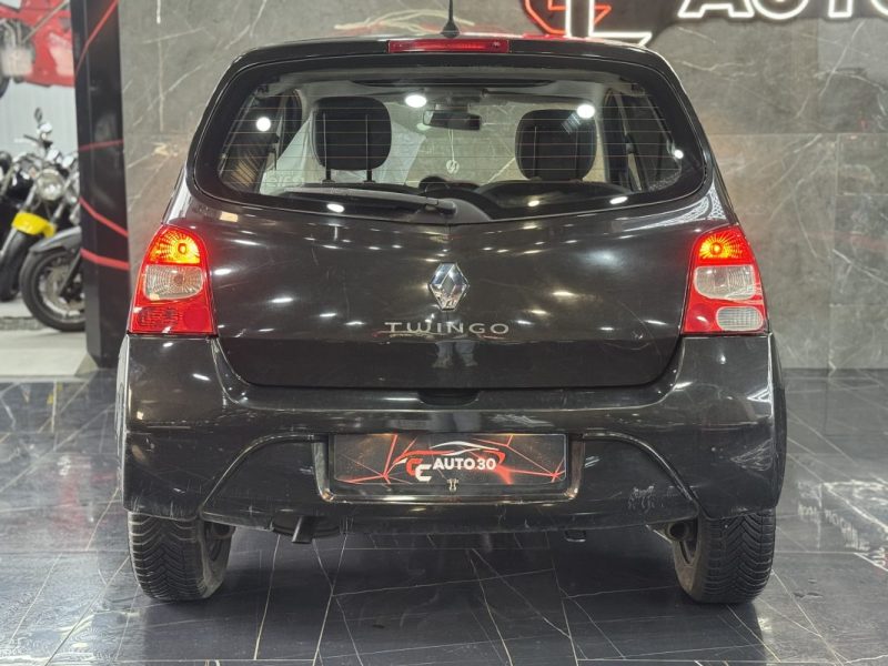RENAULT TWINGO II 1.2 75 DYNAMIQUE 2009