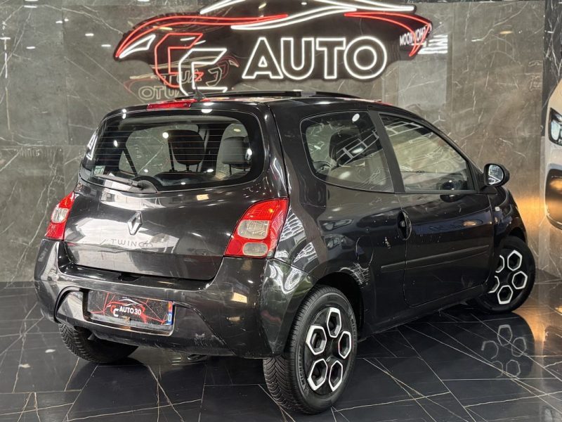 RENAULT TWINGO II 1.2 75 DYNAMIQUE 2009
