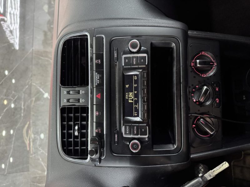 VOLKSWAGEN POLO Blue Motion  2014