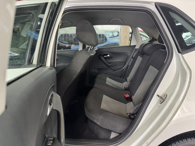 VOLKSWAGEN POLO Blue Motion  2014