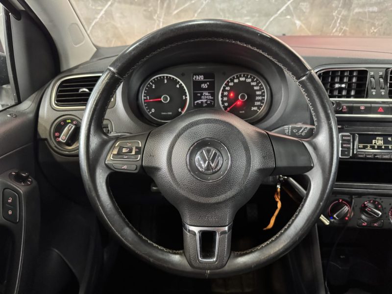 VOLKSWAGEN POLO Blue Motion  2014