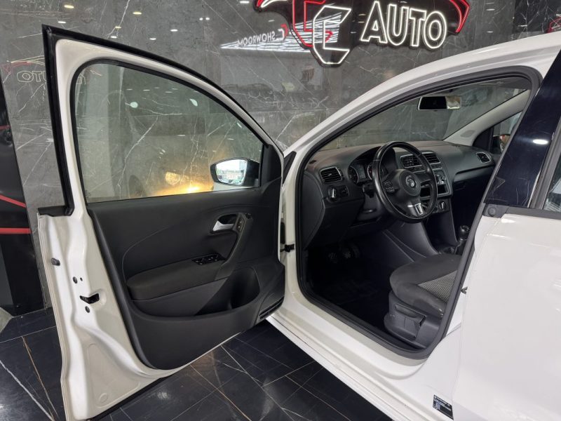 VOLKSWAGEN POLO Blue Motion  2014