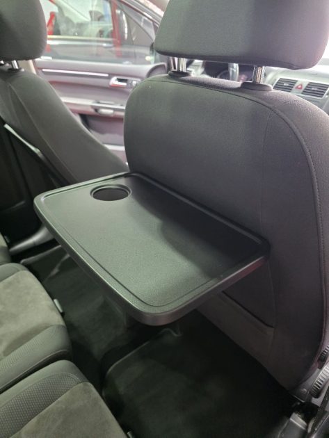 VOLKSWAGEN TOURAN 2.0 TDI 140 CARAT, TOIT OUVRANT, BVA DSG6, Attelage, ENTRETENUE EN CONCESSION