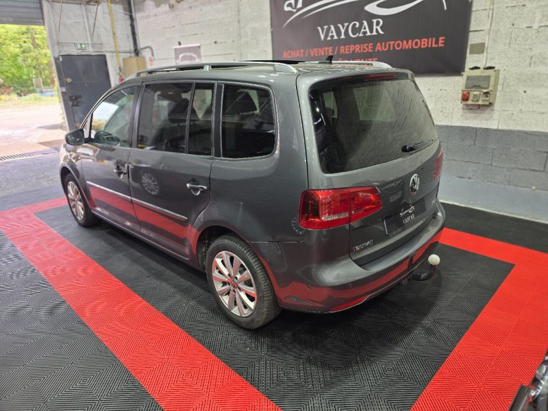 VOLKSWAGEN TOURAN 2.0 TDI 140 CARAT, TOIT OUVRANT, BVA DSG6, Attelage, ENTRETENUE EN CONCESSION