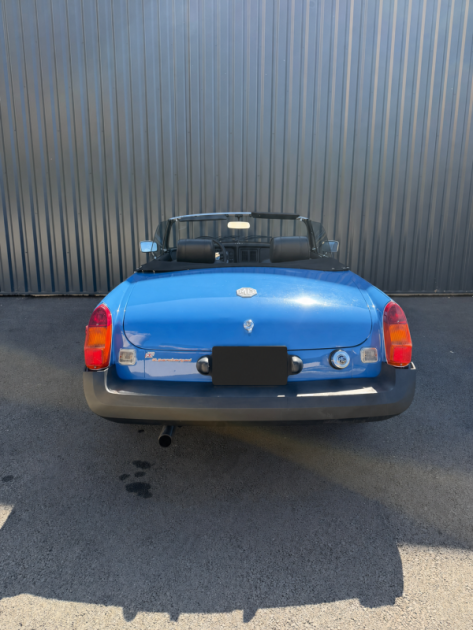MG B Roadster 1977 – Compresseur – restaurée - Boîte 5 vitesses