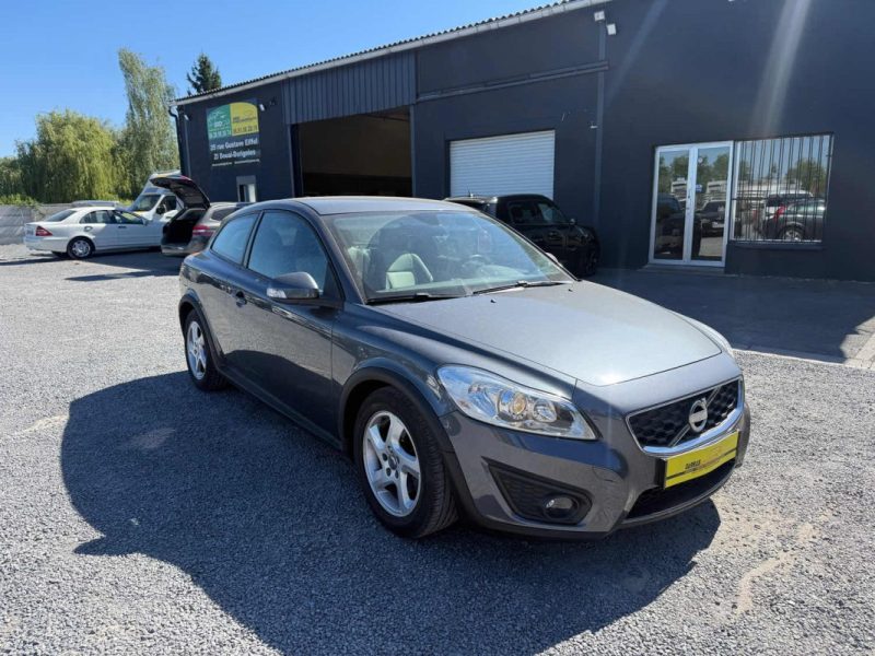 VOLVO C30 1l6 diesel KINETIC 2010