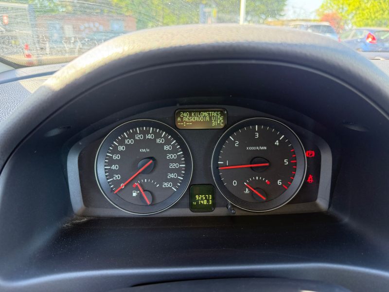 VOLVO C30 1l6 diesel KINETIC 2010