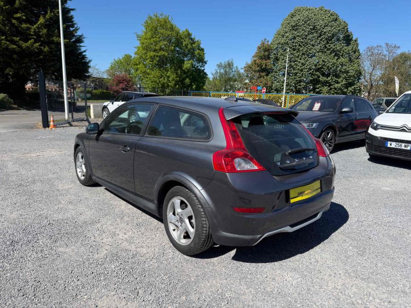 VOLVO C30 1l6 diesel KINETIC 2010