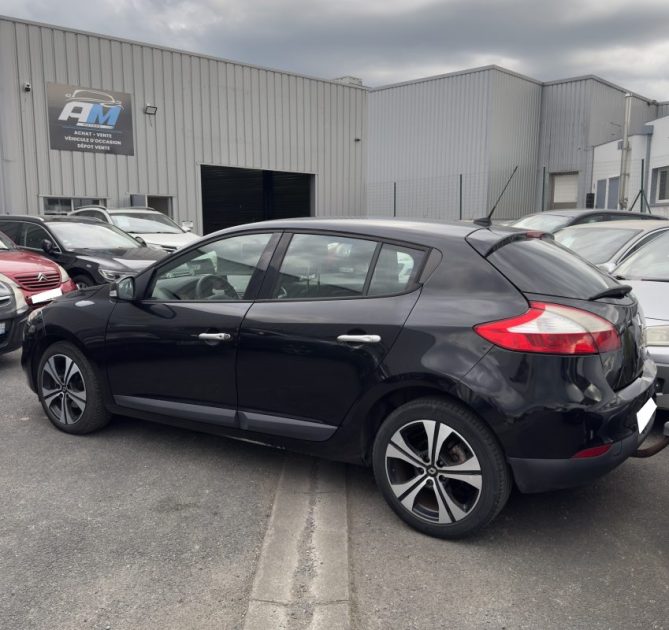 RENAULT MEGANE III  1.9 DCI 130CH DYNAMIQUE ECO² 2011 GARANTIE 