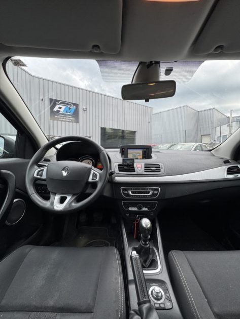 RENAULT MEGANE III  1.9 DCI 130CH DYNAMIQUE ECO² 2011 GARANTIE 