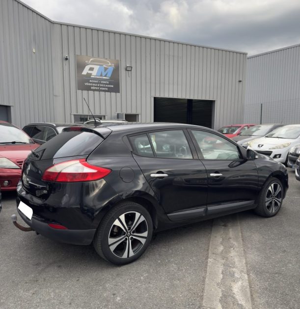 RENAULT MEGANE III  1.9 DCI 130CH DYNAMIQUE ECO² 2011 GARANTIE 