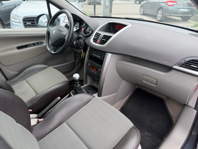 PEUGEOT 207 SW 1.6 HDI 112CH OUTDOOR  GARANTIE 1ERE MAIN 