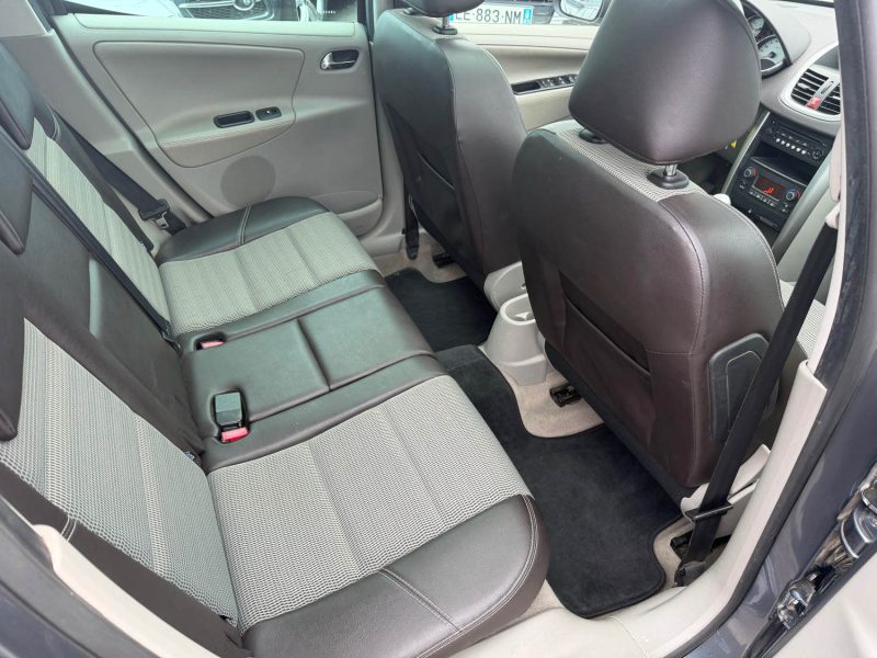 PEUGEOT 207 SW 1.6 HDI 112CH OUTDOOR  GARANTIE 1ERE MAIN 