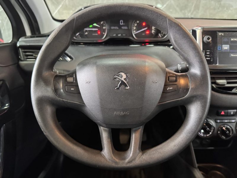 PEUGEOT 208 1.0 TURBO 2015