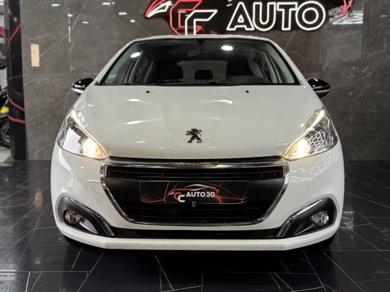 PEUGEOT 208 1.0 TURBO 2015