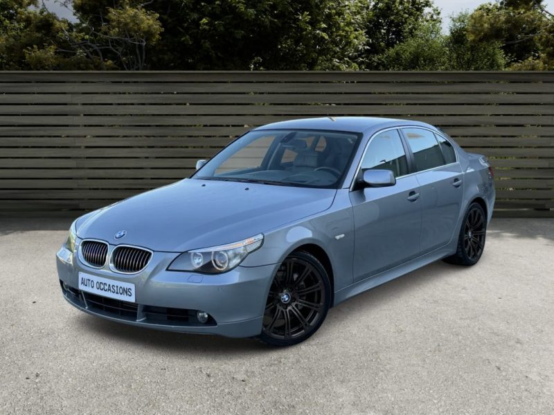 BMW 530 D PACK LUXE 218Ch FULL OPTIONS GPS/CLIM/CUIR/XENON 117000km