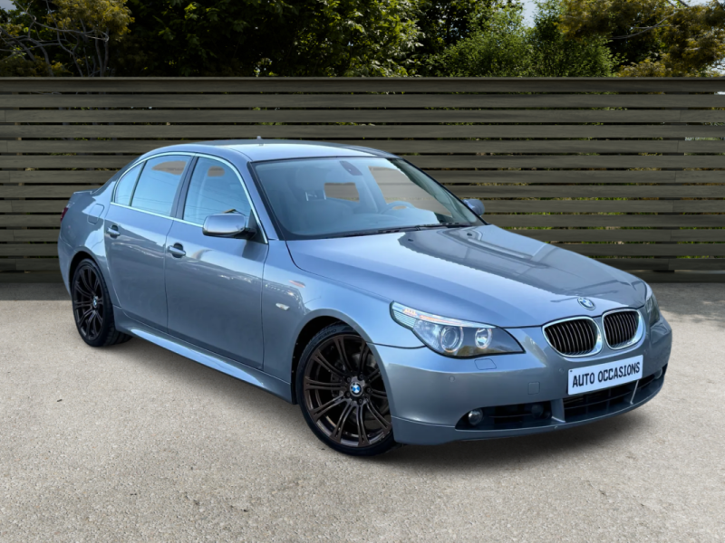 BMW 530 D PACK LUXE 218Ch FULL OPTIONS GPS/CLIM/CUIR/XENON 117000km