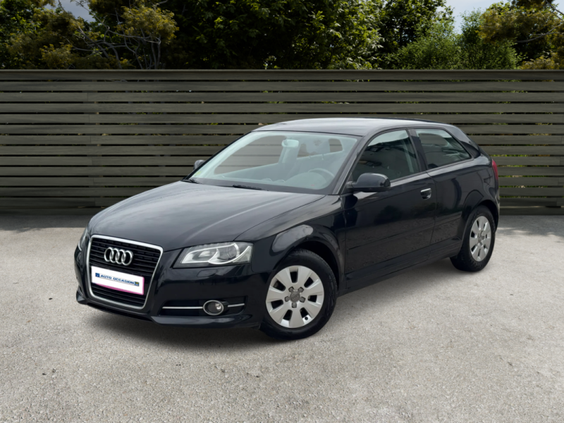 AUDI A3 1.6 TDI 105Ch PACK SPORT CLIM/XENON 1er MAIN 