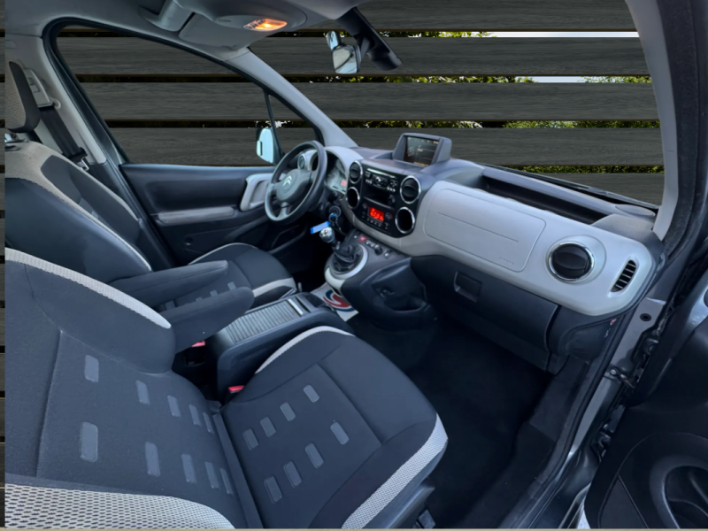 CITROEN BERLINGO 1.6 HDI 92Ch PACK XTR GPS/CLIM/LED 1er MAIN 