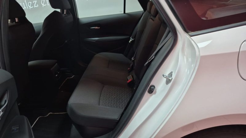 TOYOTA COROLLA TOURING SPORTS 122cv DYNAMIC BUSINESS/1 ERE MAIN/TVA RECUPERABLE