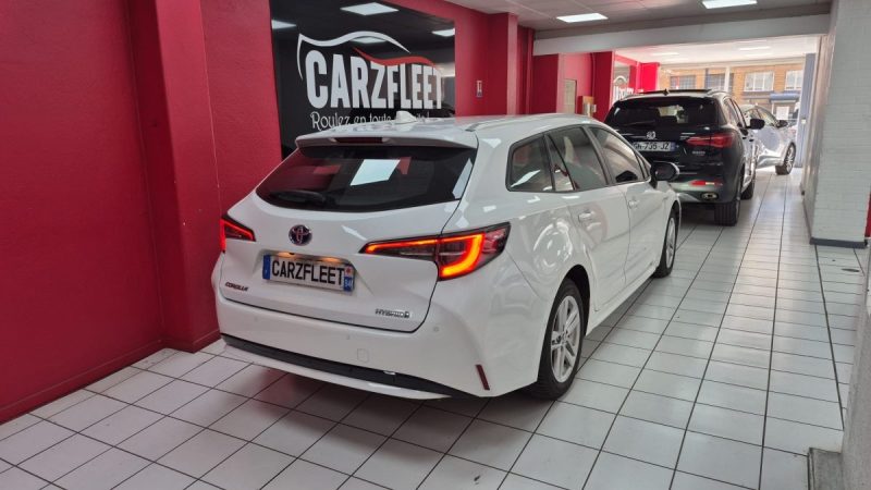 TOYOTA COROLLA TOURING SPORTS 122cv DYNAMIC BUSINESS/1 ERE MAIN/TVA RECUPERABLE