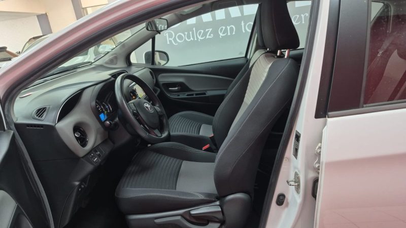 TOYOTA YARIS BERLINE 100cv FRANCE BUSINESS/1 ERE MAIN/TVA RECUPERABLE